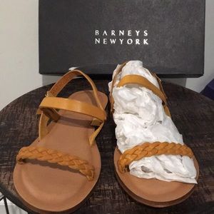 Barney’s NY - yellow flat sandal - size 40/10